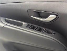 Hyundai Tucson SE FWD 2025