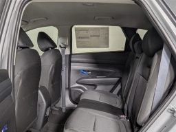 Hyundai Tucson SE FWD 2025