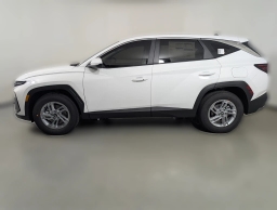 Hyundai Tucson SE FWD 2025