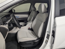 Hyundai Tucson SE FWD 2025