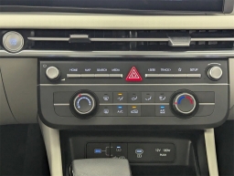 Hyundai Tucson SE FWD 2025