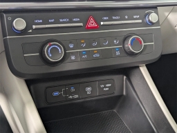 Hyundai Tucson SE FWD 2025