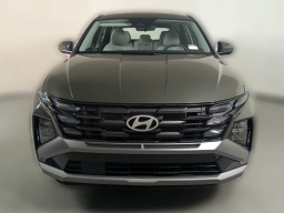 Hyundai Tucson SE FWD 2026