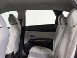 Hyundai Tucson SE FWD 2026