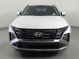 Hyundai Tucson SE FWD 2025