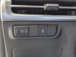 Hyundai Tucson SE FWD 2025