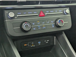 Hyundai Tucson SE FWD 2025