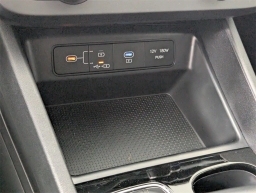 Hyundai Tucson SE FWD 2025