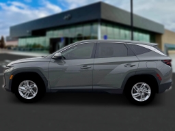 Hyundai Tucson SE FWD 2026