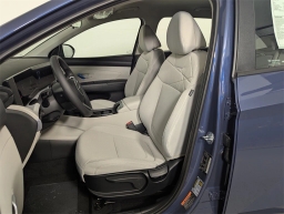 Hyundai Tucson SE FWD 2025