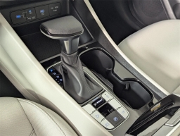 Hyundai Tucson SE FWD 2025