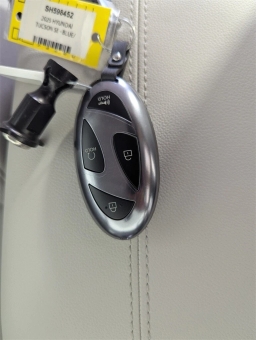 Hyundai Tucson SE FWD 2025