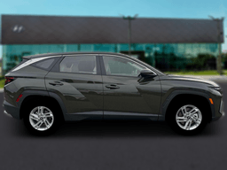 Hyundai Tucson SE FWD 2026