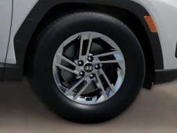 Hyundai Tucson SE FWD 2026