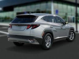 Hyundai Tucson SE FWD 2026