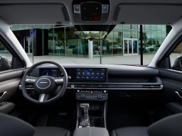 Hyundai Tucson SE FWD 2026