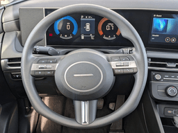 Hyundai Tucson SE FWD 2026