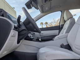 Hyundai Tucson SE FWD 2026