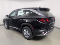 Hyundai Tucson SE FWD 2026