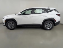 Hyundai Tucson SE FWD 2026