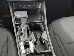 Hyundai Tucson SE FWD 2026