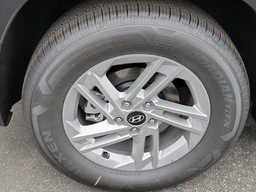 Hyundai Tucson SE FWD 2026