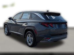 Hyundai Tucson SE FWD 2026