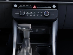 Hyundai Tucson SE AWD 2026