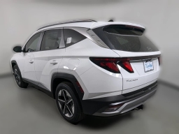 Hyundai Tucson SEL FWD 2025