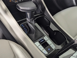 Hyundai Tucson SEL FWD 2025