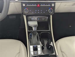 Hyundai Tucson SEL FWD 2025