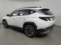 Hyundai Tucson SEL Premium FWD 2026