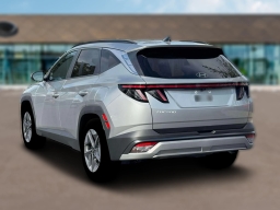 Hyundai Tucson SEL Premium FWD 2026