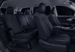 Toyota Grand Highlander LE FWD (Natl) 2026