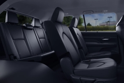 Toyota Grand Highlander Hybrid XLE FWD (Natl) 2026