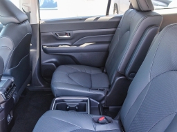 Toyota Grand Highlander Hybrid Limited AWD (Natl) 2026