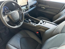 Toyota Grand Highlander Hybrid MAX Platinum AWD (Natl) 2026