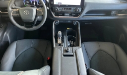 Toyota Grand Highlander Hybrid MAX Platinum AWD (Natl) 2026