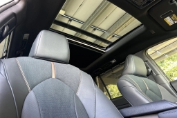 Toyota Grand Highlander Hybrid MAX Platinum AWD (Natl) 2026