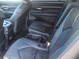 Toyota Grand Highlander Hybrid MAX Limited AWD (Natl) 2026