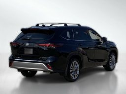 Toyota Highlander Hybrid Platinum AWD (Natl) 2026