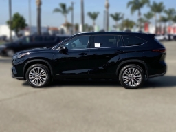 Toyota Highlander Hybrid Platinum AWD (Natl) 2026