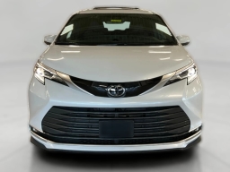 Toyota Sienna Platinum AWD 7-Passenger (Natl) 2026