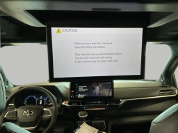 Toyota Sienna Platinum AWD 7-Passenger (Natl) 2026