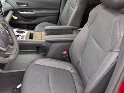 Toyota Sienna Platinum AWD 7-Passenger (Natl) 2026