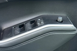 Toyota Highlander Hybrid XLE AWD (Natl) 2026