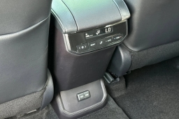 Toyota Highlander Hybrid XLE AWD (Natl) 2026