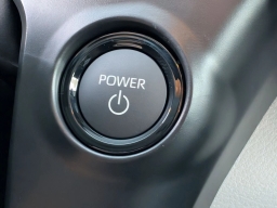 Toyota Sienna LE AWD 8-Passenger (Natl) 2026