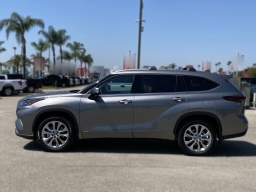 Toyota Highlander Hybrid Limited AWD (Natl) 2026