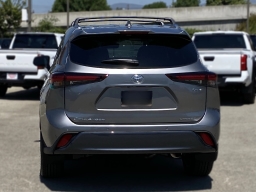 Toyota Highlander Hybrid Limited AWD (Natl) 2026